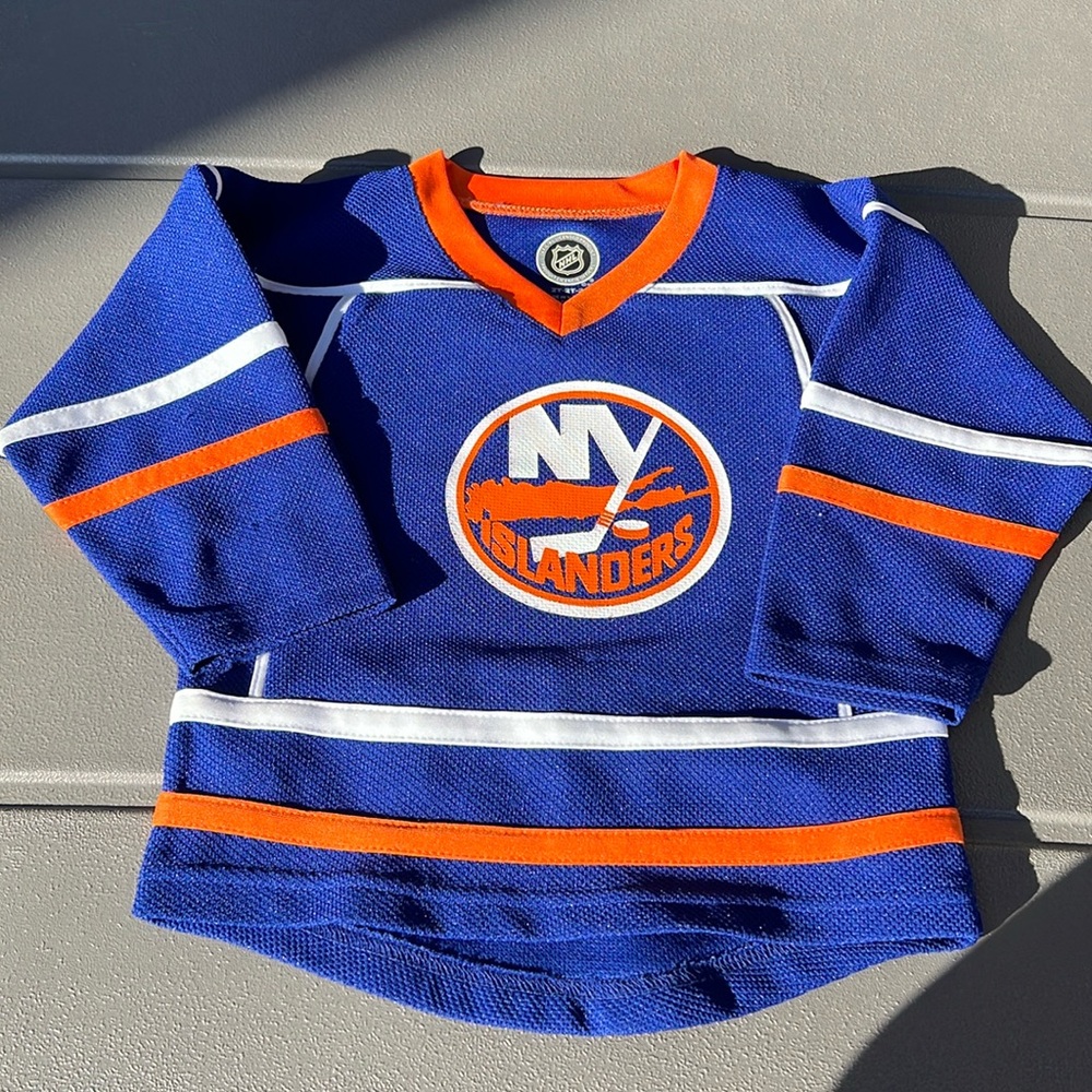 NHL ISLANDERS JERSEY
